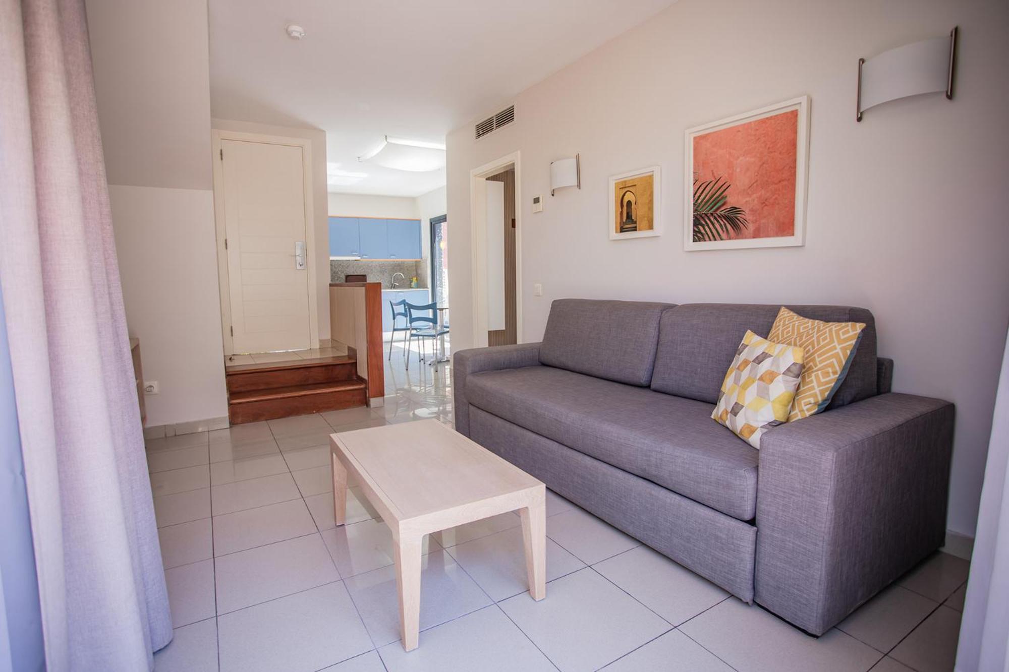 Classic 1 bedroom apartment